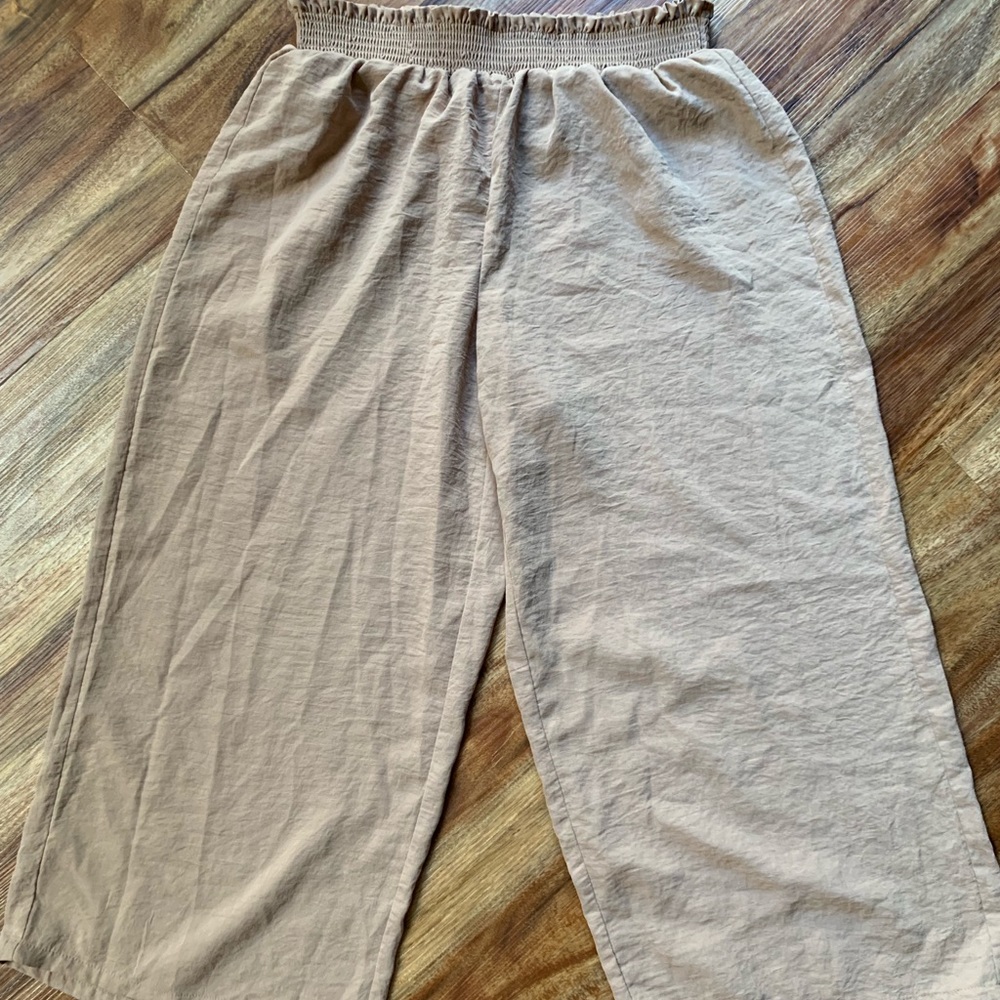 🌿NY Collection Wide Leg - Elastic Waist Capris🌿